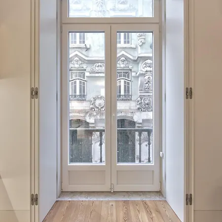 Downtown Prime By Homing Apartment